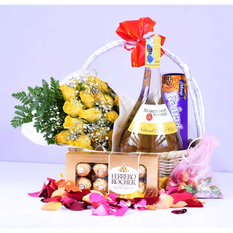 Robertson White Sweet Wine & Roses gift pack