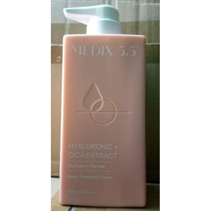 Medix 5.5 Hyaluronic + Cica Extract Hydrate + Renew Body Treatment Cream 444 ml