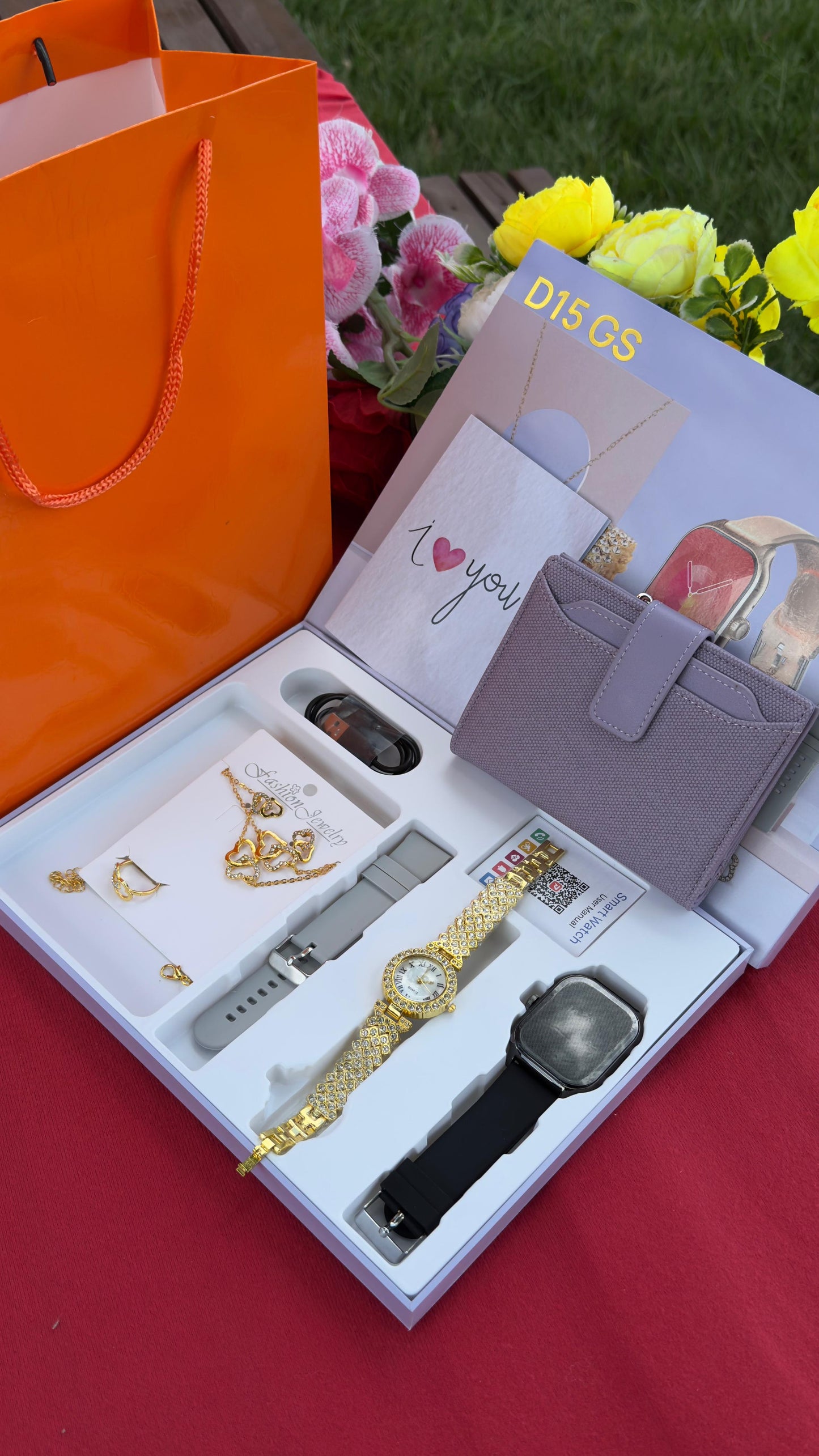 VALENTINES LADIES GIFT SET💞👩‍❤️‍💋‍👩  🎁SMARTWATCH x PURSE