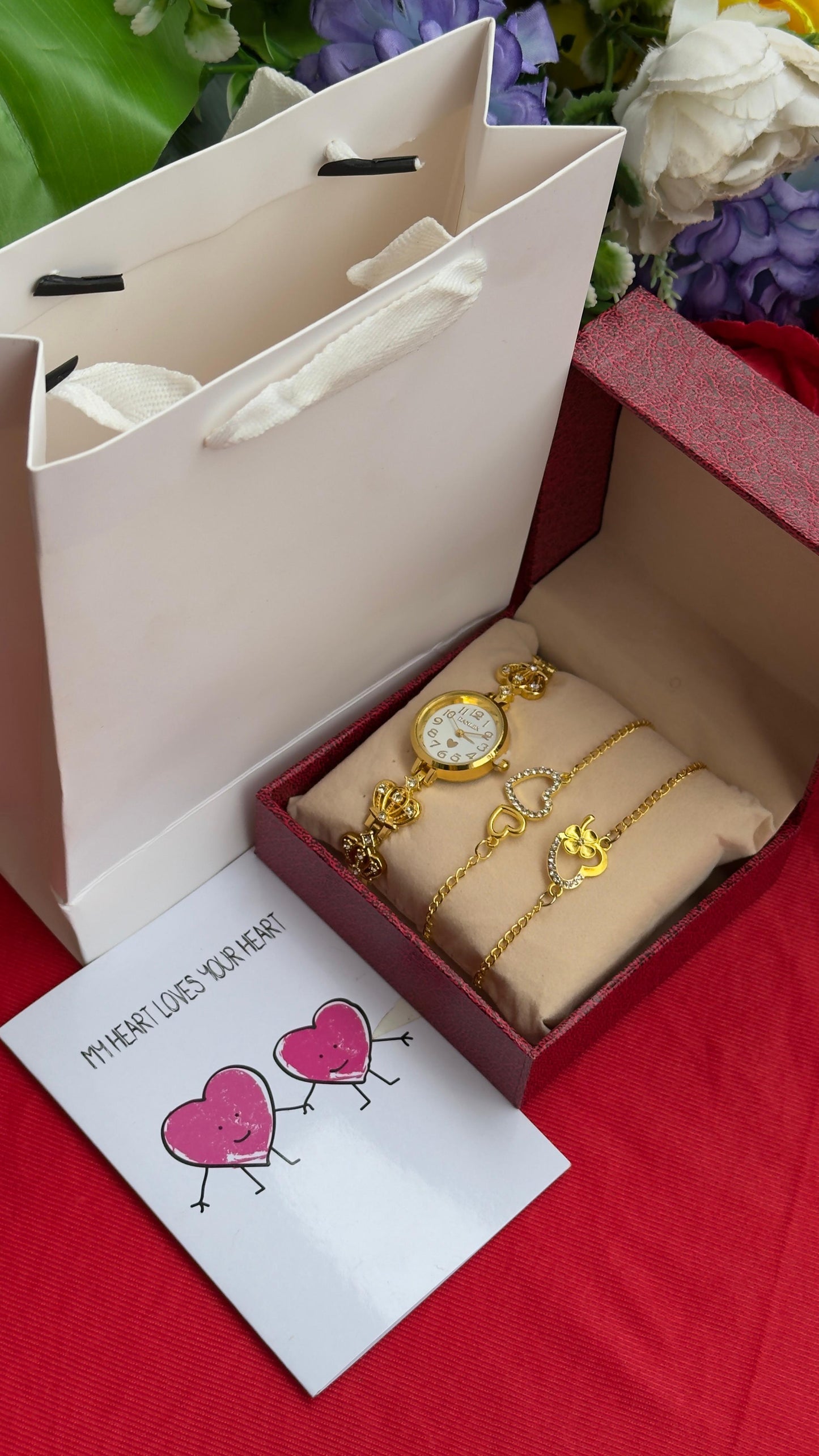 💕❤️VALENTINES LADIES GIFT SET💞👩‍❤️‍💋‍👩        ❣️Ladies Watch      ❣️Jewelry set
