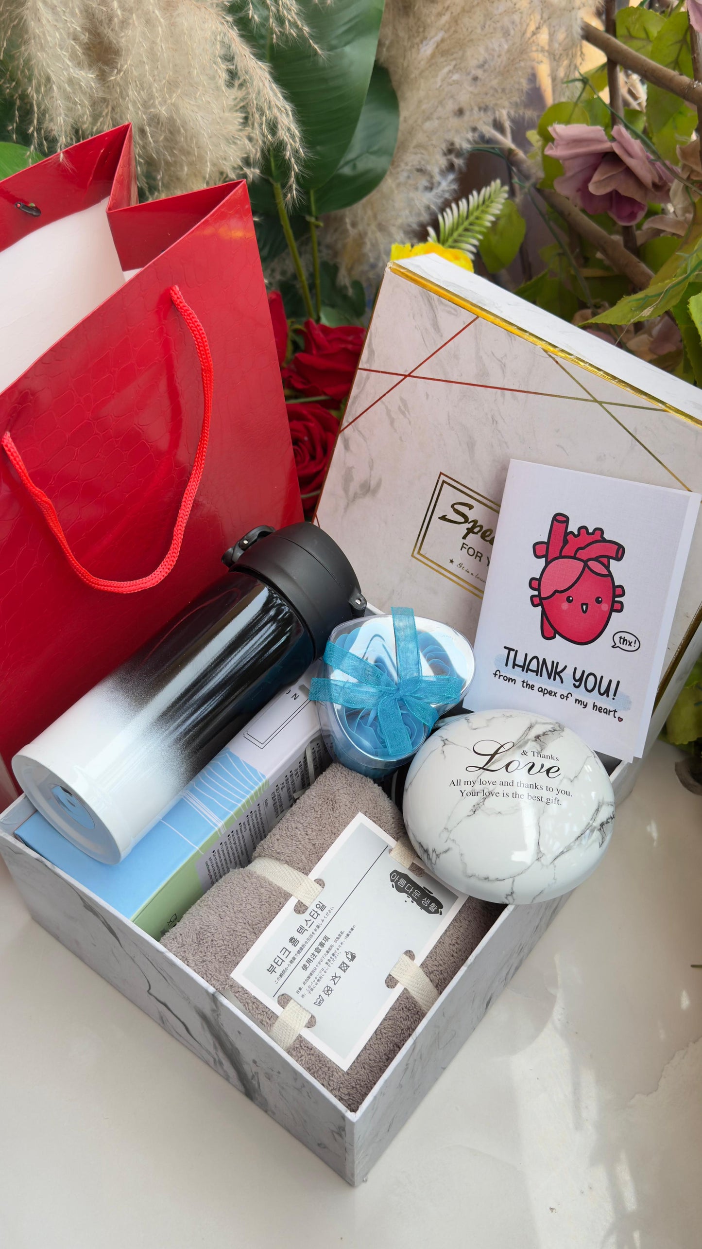 HAPPY HOLIDAYS GIFTS - VALENTINE GIFT IDEAS