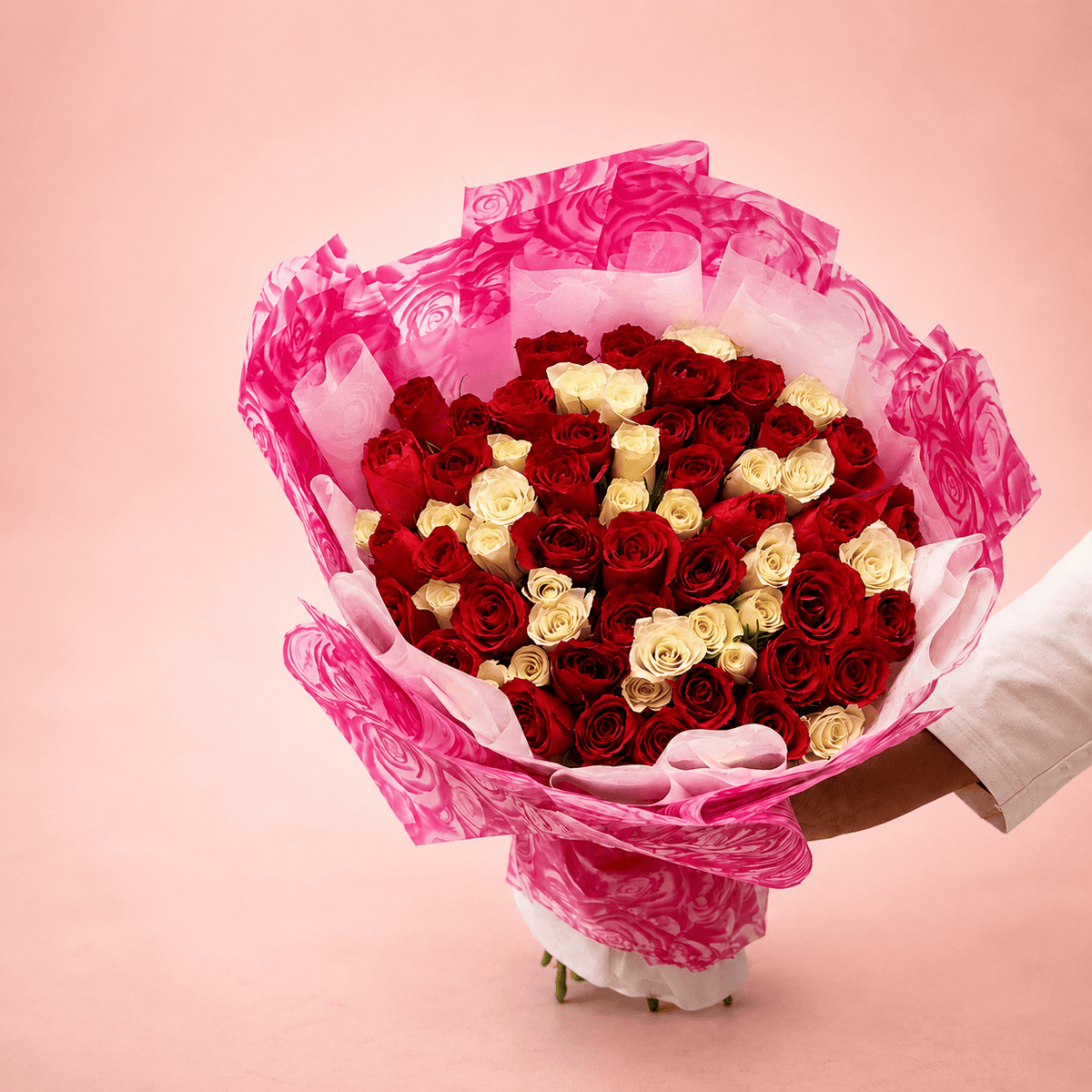 Red & White Romance – Red & White Rose Bouquet